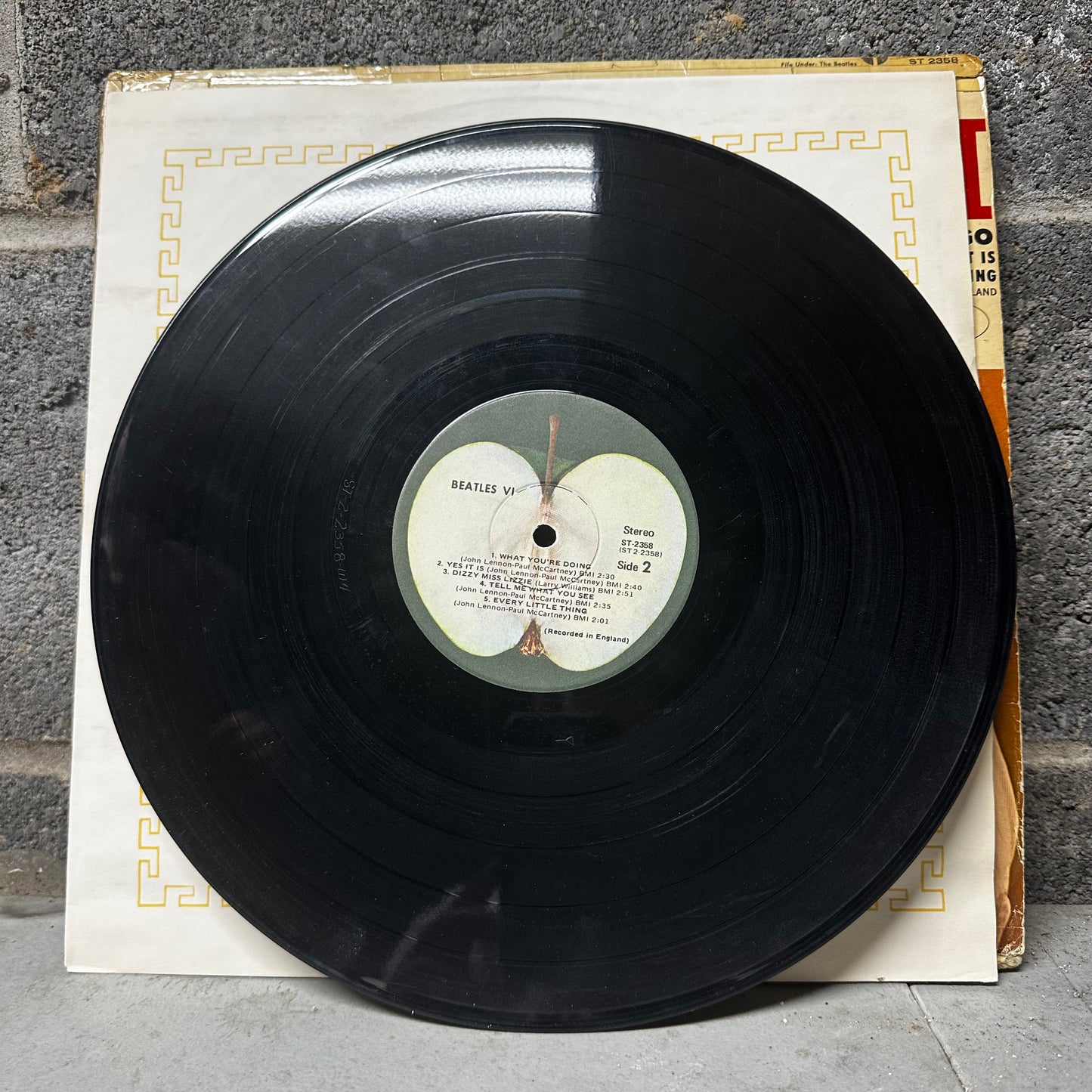 The Beatles – Beatles VI (1971 Apple/Capitol Reissue, Winchester Pressing – ST-2358)