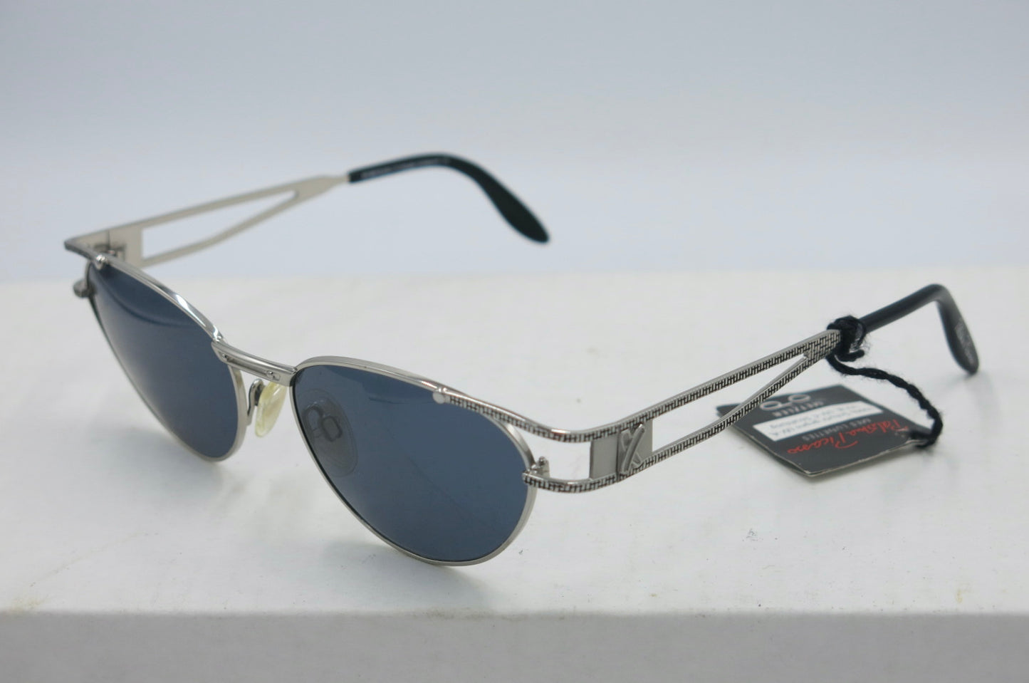 Paloma Picasso Sunglasses 8631