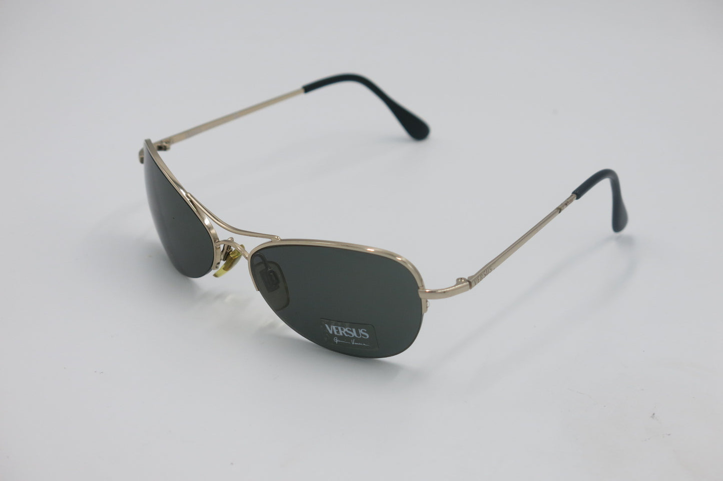 Vintage Versus Sunglasses R97