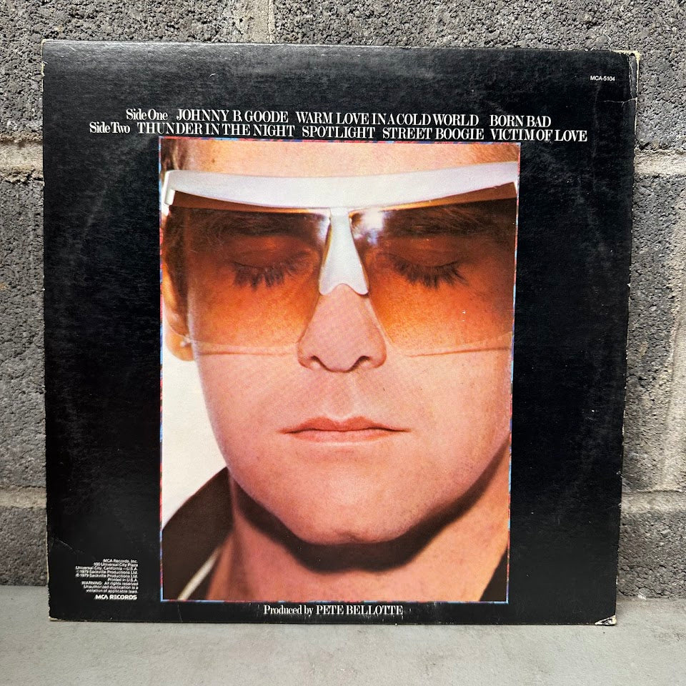 Elton John – Victim of Love