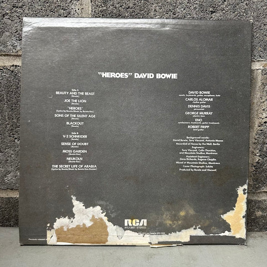 David Bowie – "Heroes"