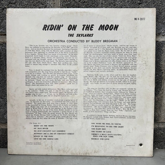 The Skylarks – Ridin’ on the Moon