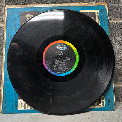 The Beatles – Meet the Beatles! (Mono, Early 1960s Capitol Rainbow Repress – T-2047, “F” Cut)