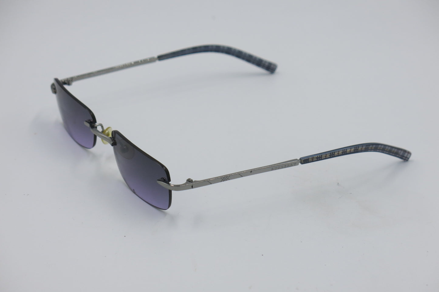 Vintage Burberry Sunglasses 8379S