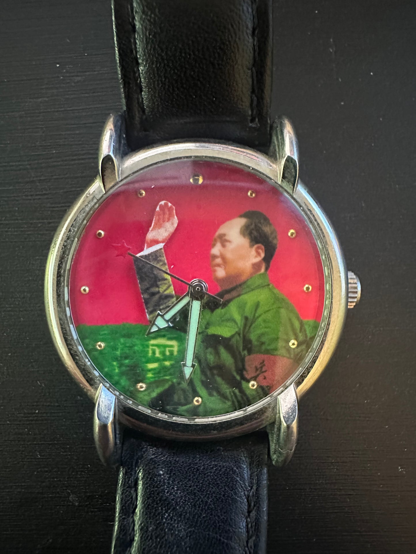 Chairman Mao Animated/Waving Arm Mechanical Watch