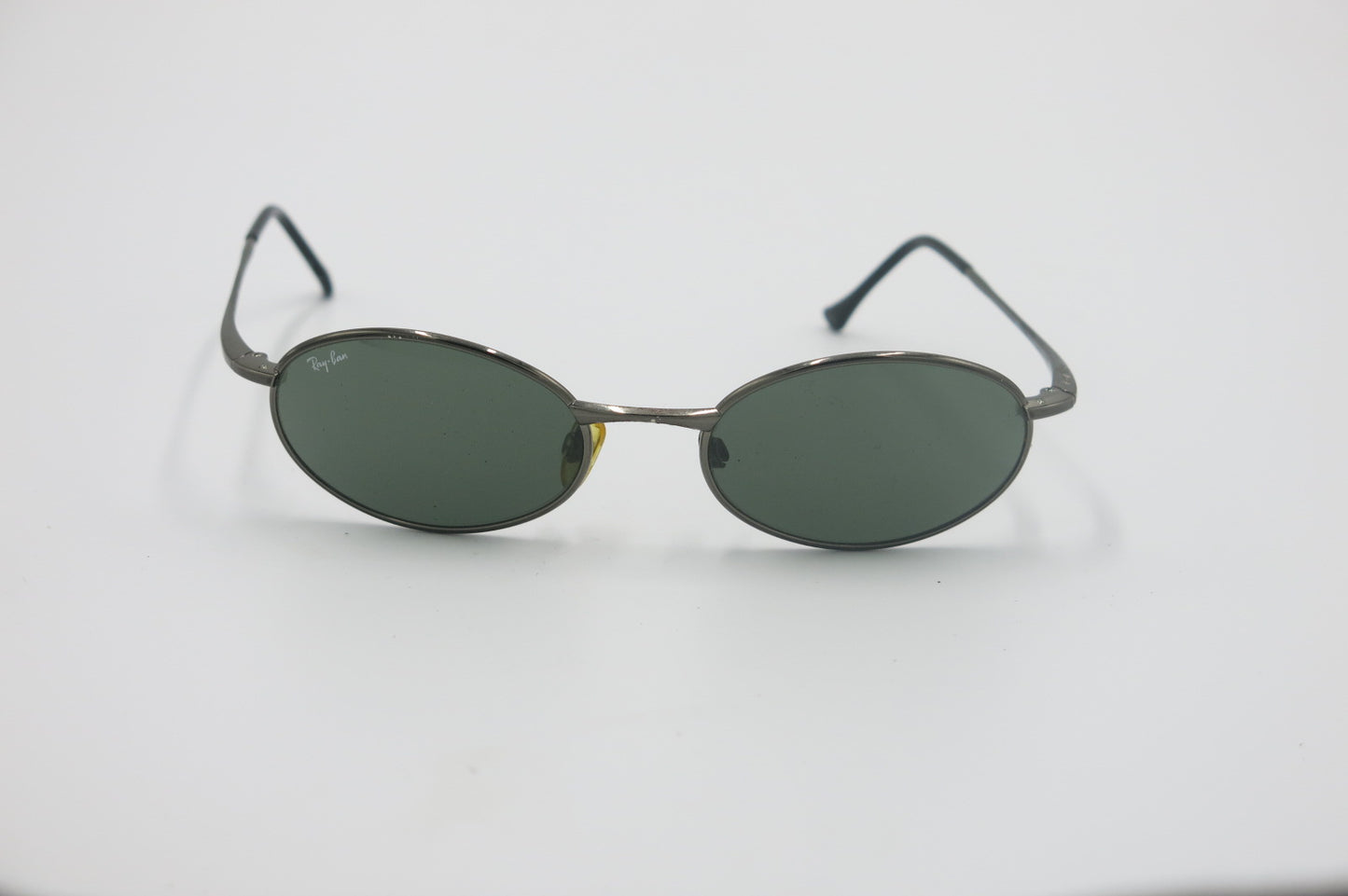 Ray-Ban RB8011 Titanium Sunglasses – Gunmetal / G-15 Green