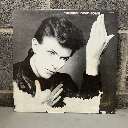 David Bowie – "Heroes"